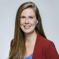 Pasfoto Iris Loosman, MA